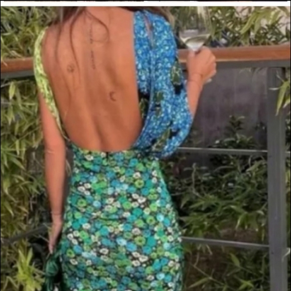 Zara Woman FW21 Floral Print Dress Blur Green Cut Out - Picture 6 of 12